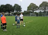 Vierde training S.K.N.W.K. JO19-1 seizoen 2023-2024 (31/41)